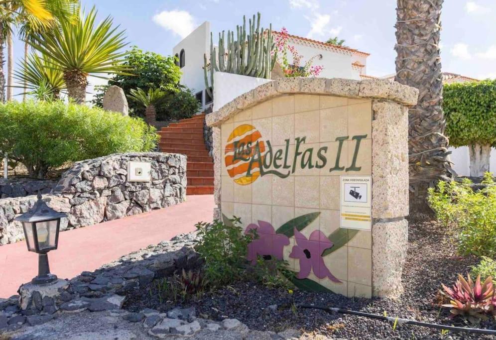 Palm Villa 1 Bed Apartment Overlooking Golf Course San Miguel de Abona Exterior photo